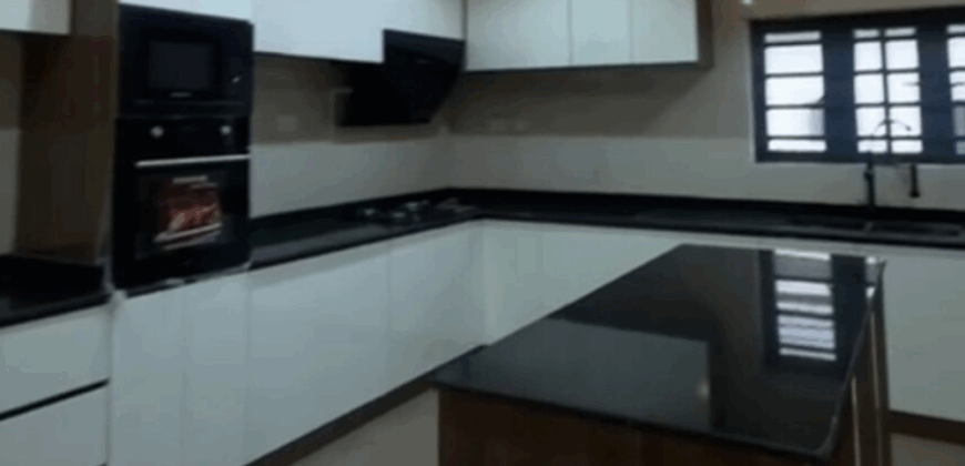 A 5 BEDROOM DUPLEX FOR SALE