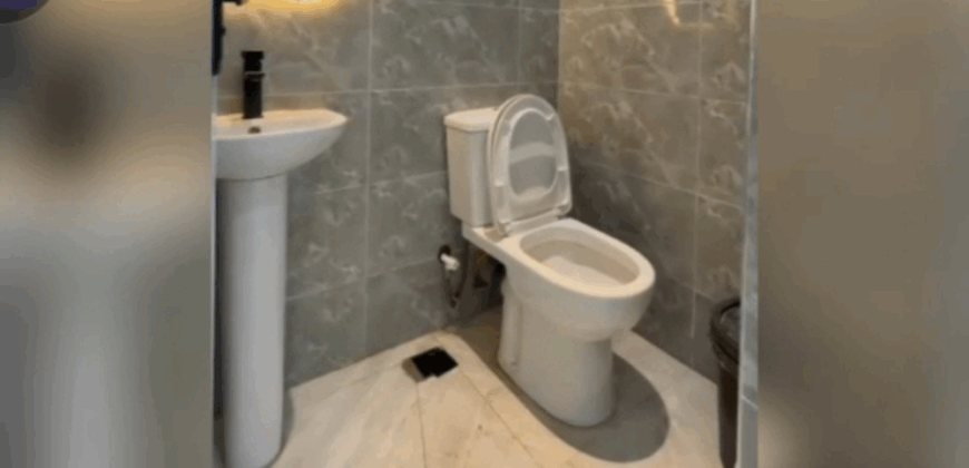 4BEDROOM SEMI DETACHED DUPLEX WITH BQ