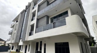 LUXURIOUS 3BEDROOM APARTMENT WITH BQ LEKKI PHASE1